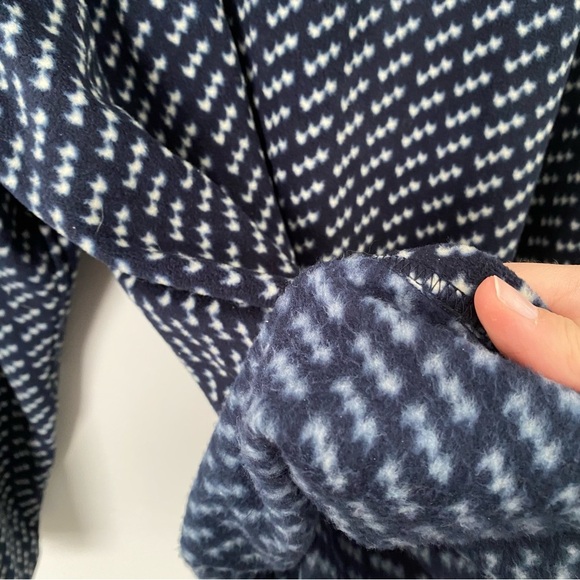 L.L Bean Mens Navy Blue Patterned Fleece Buttoned Sweatshirt Size XL - Picture 13 of 14